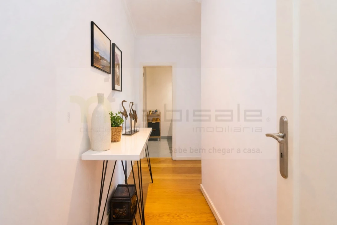 Apartamento T3 para Venda em Carcavelos e Parede Foto 9