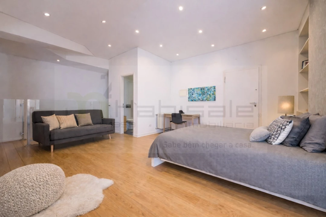 Apartamento T3 para Venda em Carcavelos e Parede Foto 13