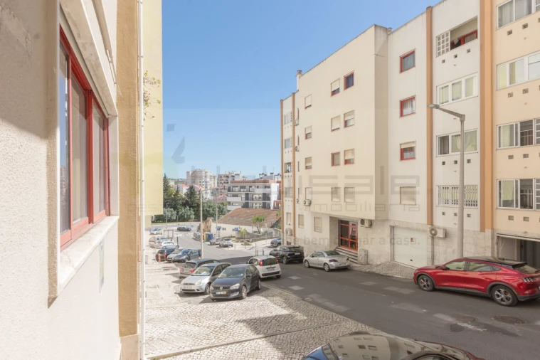Loja para Venda em Odivelas Foto 6