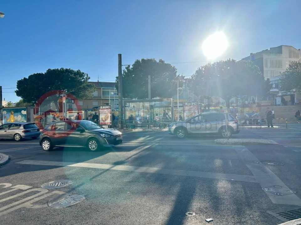 Apartamento T3 para Venda em Laranjeiro e Feijó Foto 22