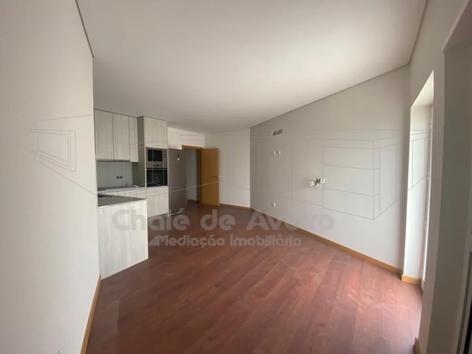 Moradia T3 para Venda em Pinheiro da Bemposta, Travanca e Palmaz Foto 2