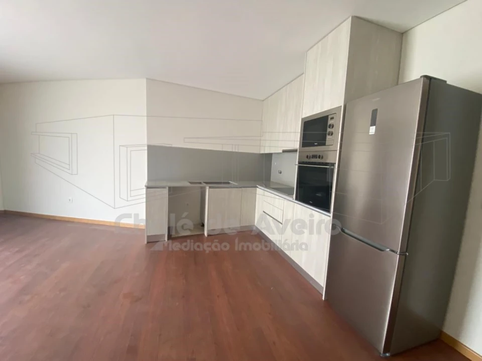 Moradia T3 para Venda em Pinheiro da Bemposta, Travanca e Palmaz Foto 3