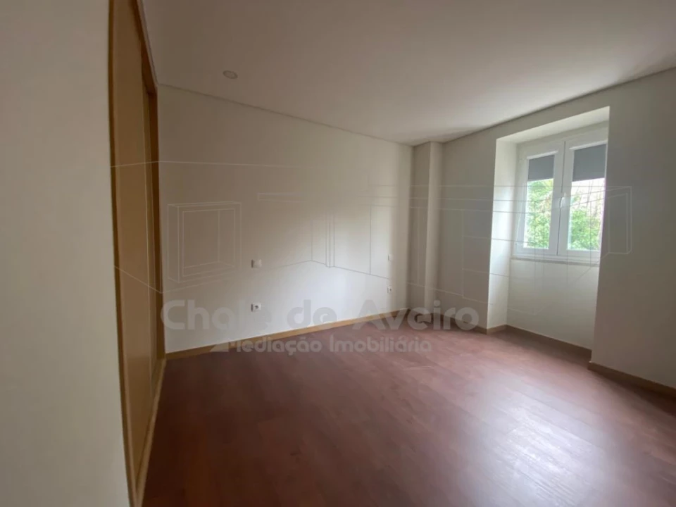 Moradia T3 para Venda em Pinheiro da Bemposta, Travanca e Palmaz Foto 16