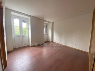 Moradia T3 para Venda em Pinheiro da Bemposta, Travanca e Palmaz