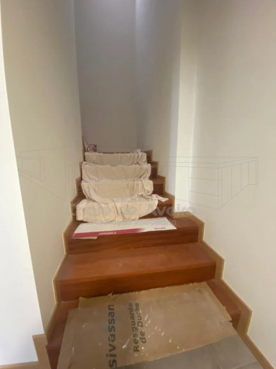 Moradia T3 para Venda em Pinheiro da Bemposta, Travanca e Palmaz Foto 11
