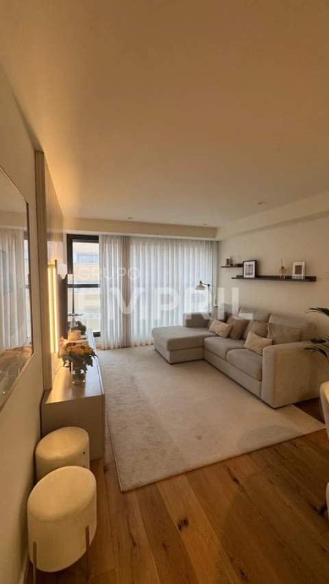 Apartamento T2 para Venda em Santa Marinha e São Pedro da Afurada