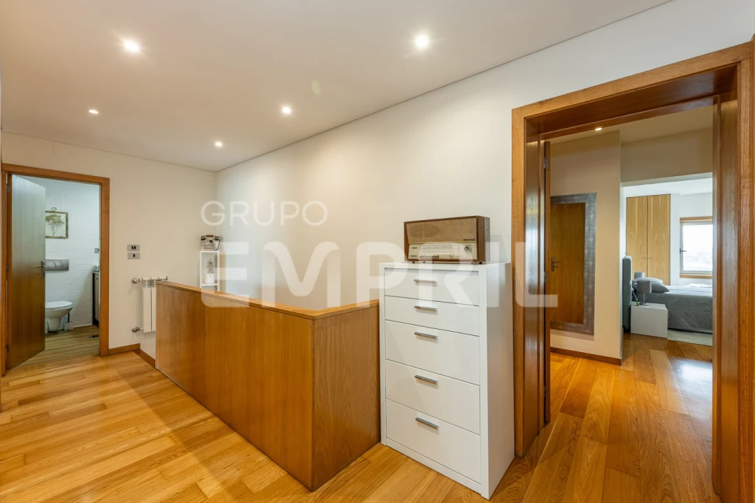 Apartamento T4 para Venda em Cidade da Maia Foto 22