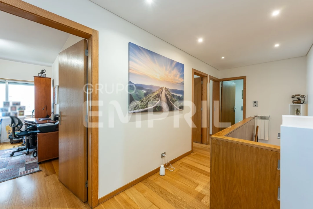 Apartamento T4 para Venda em Cidade da Maia Foto 23