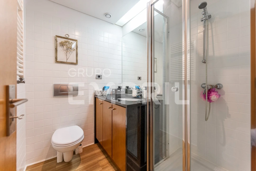 Apartamento T4 para Venda em Cidade da Maia Foto 27