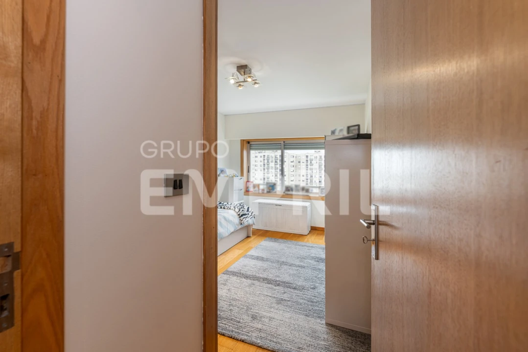 Apartamento T4 para Venda em Cidade da Maia Foto 28