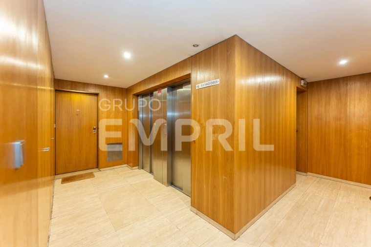 Apartamento T4 para Venda em Cidade da Maia Foto 4