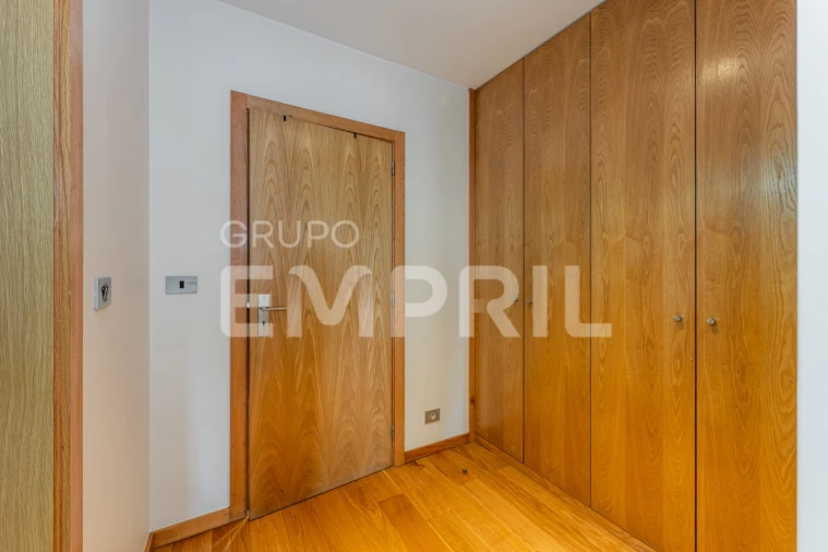 Apartamento T4 para Venda em Cidade da Maia Foto 38