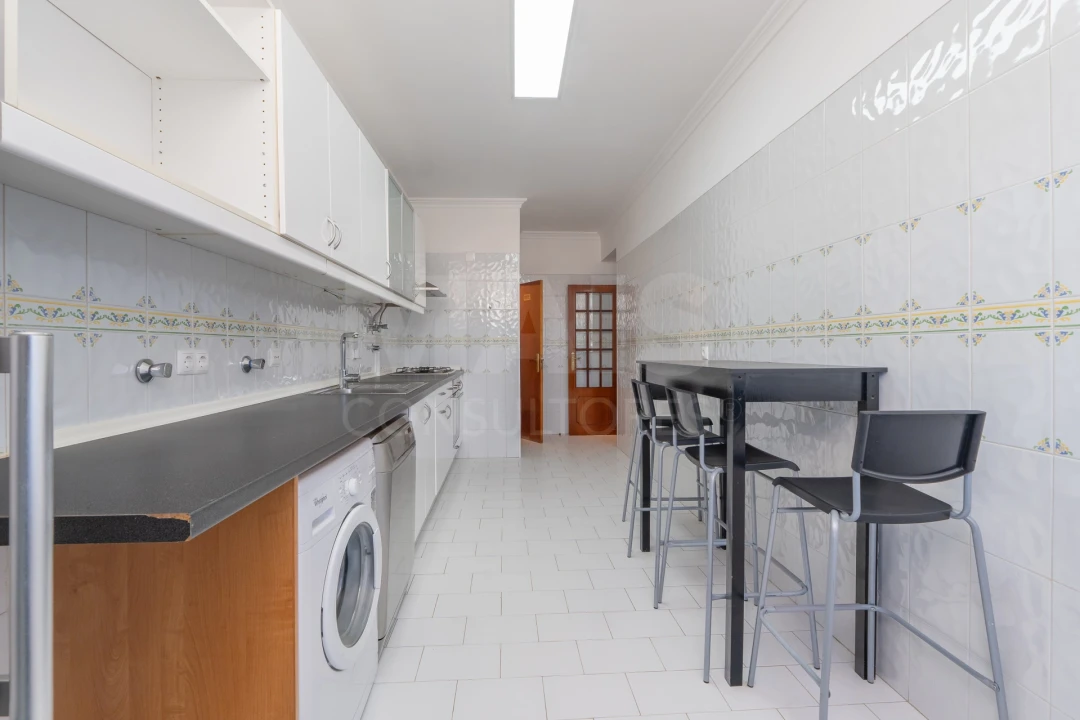 Apartamento T2 para Venda em Vila Franca de Xira Foto 10