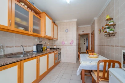 Apartamento T3 para Venda em Samora Correia