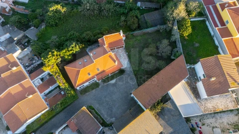 Moradia T7 para Venda em Atouguia da Baleia