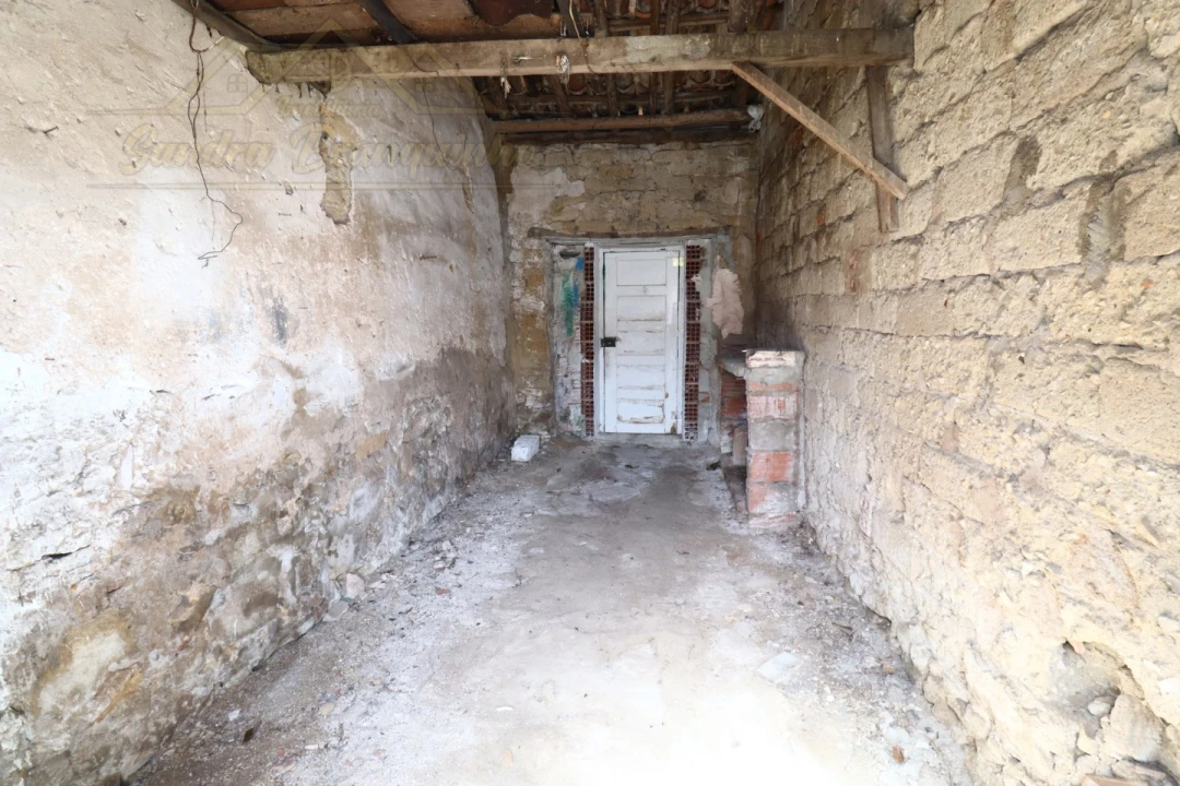 Moradia T2 para Venda em Vermelha Foto 19