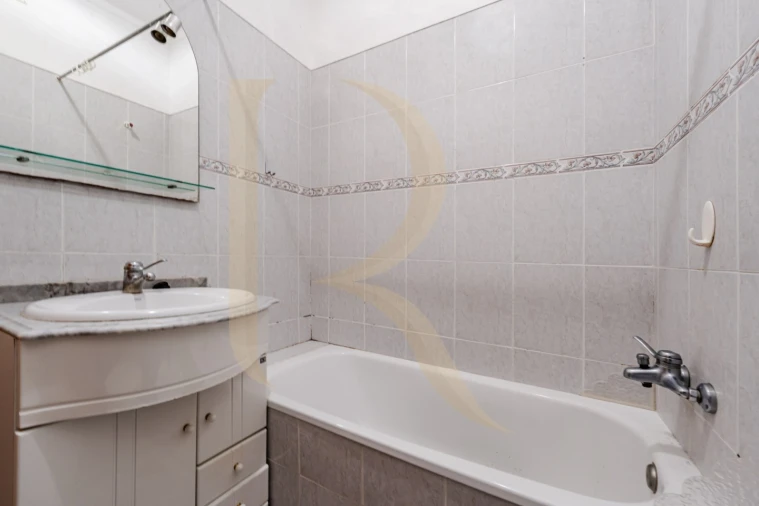 Apartamento T3 para Venda em Amora Foto 10