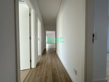 Moradia T3 para Venda em Fernao Ferro