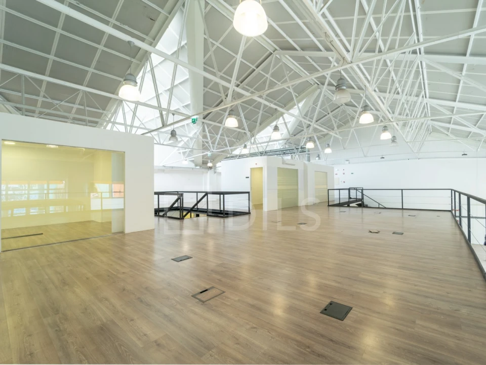 Escritório para Arrendamento em Custóias, Leça do Balio e Guifões Foto 6