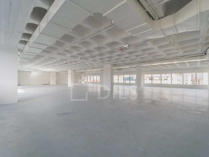 Escritório para Arrendamento em Cedofeita, Santo Ildefonso, Sé, Miragaia, São Nicolau e Vitória Foto 6