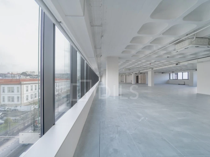 Escritório para Arrendamento em Cedofeita, Santo Ildefonso, Sé, Miragaia, São Nicolau e Vitória Foto 9