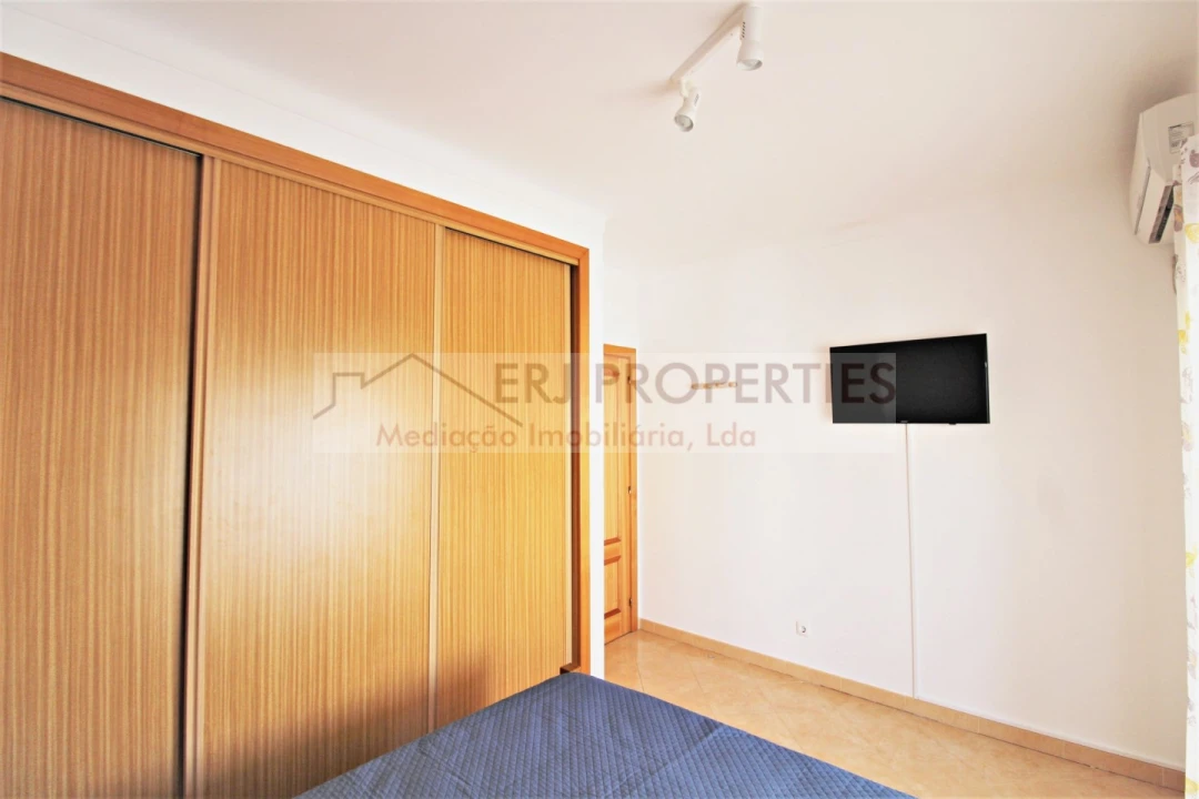 Apartamento T2 para Arrendamento em Altura Foto 10