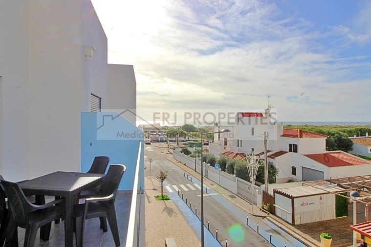 Apartamento T1 para Arrendamento em Altura Foto 10