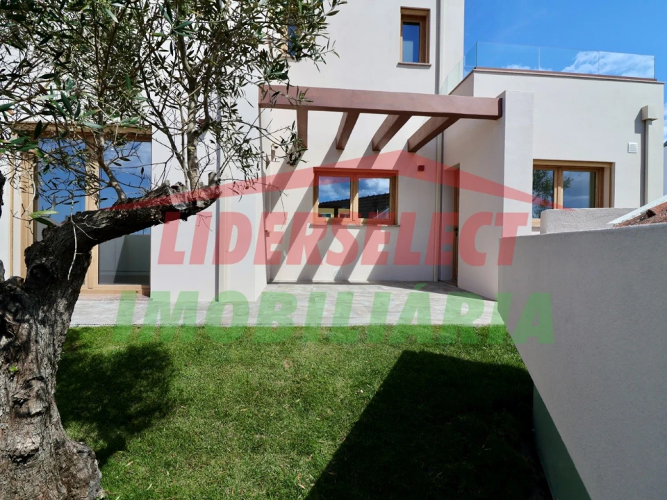 Moradia T3 para Venda em Silveira Foto 46