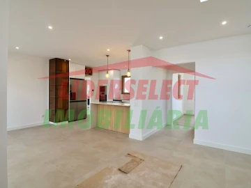 Moradia T3 para Venda em Silveira