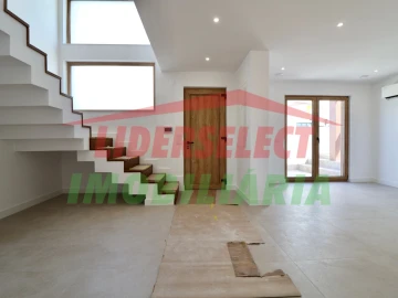 Moradia T3 para Venda em Silveira