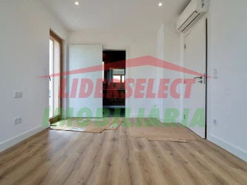 Moradia T3 para Venda em Silveira