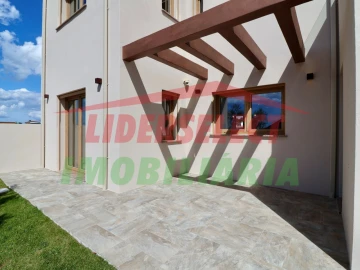 Moradia T3 para Venda em Silveira