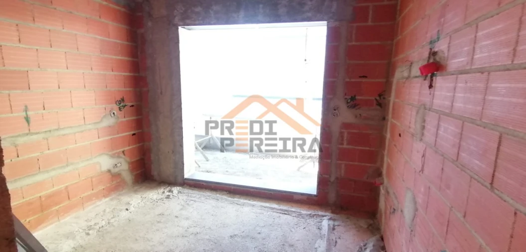 Moradia T4 para Venda em Pontinha e Famões Foto 20