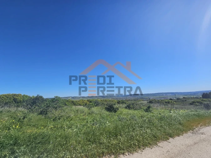 Terreno para Venda em Santo Antão e São Julião do Tojal Foto 14