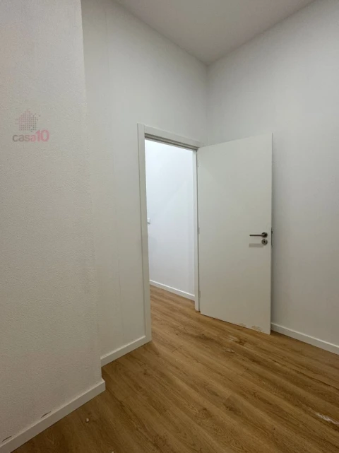 Loja para Arrendamento em Alcochete