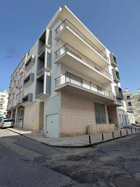 Loja para Arrendamento em Alcochete