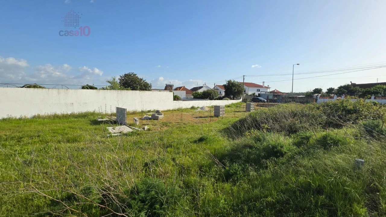 Terreno para Venda em Aveiras de Cima Foto 5