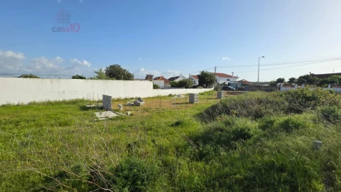 Terreno para Venda em Aveiras de Cima