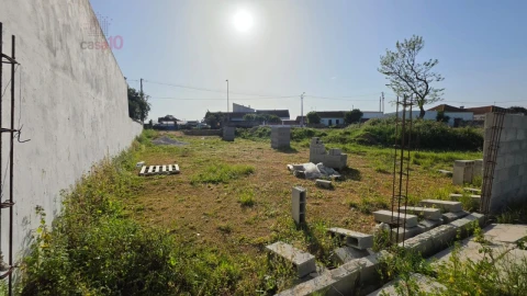 Terreno para Venda em Aveiras de Cima