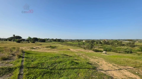 Terreno para Venda em Aveiras de Cima