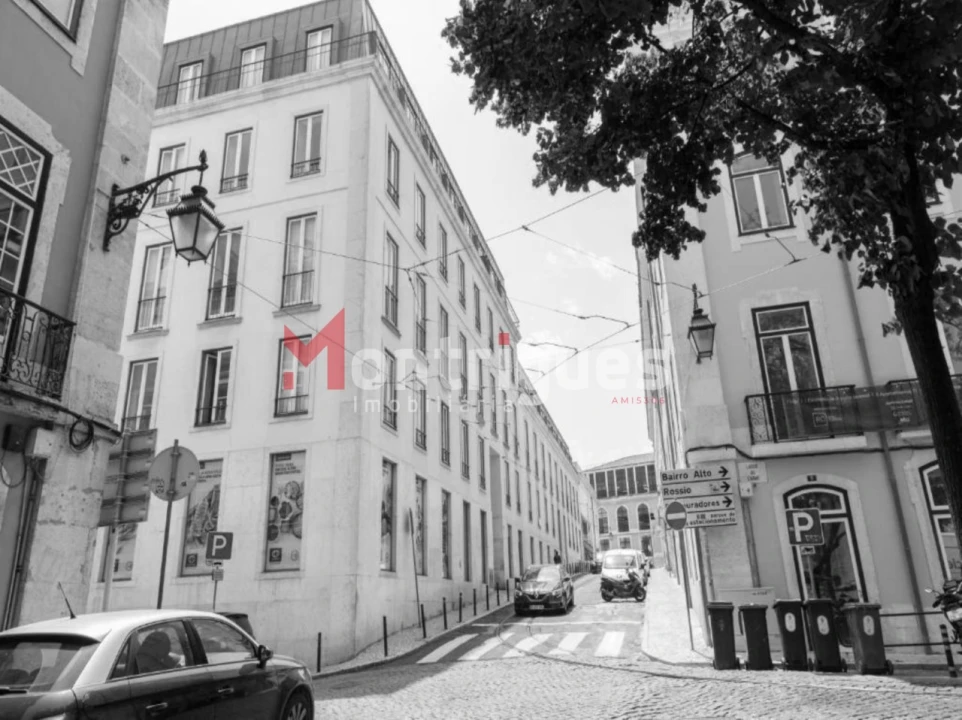 Loja para Arrendamento em Santa Maria Maior Foto 3