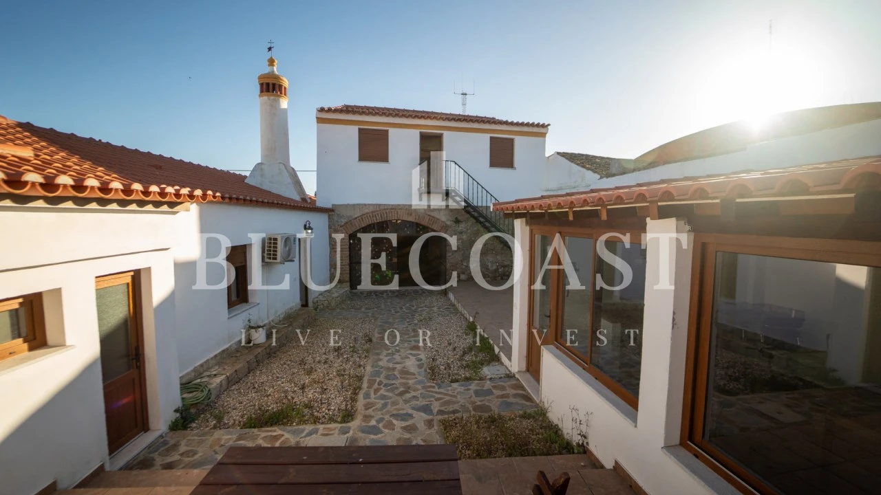 Moradia T6 para Venda em Povoa de São Miguel Foto 1