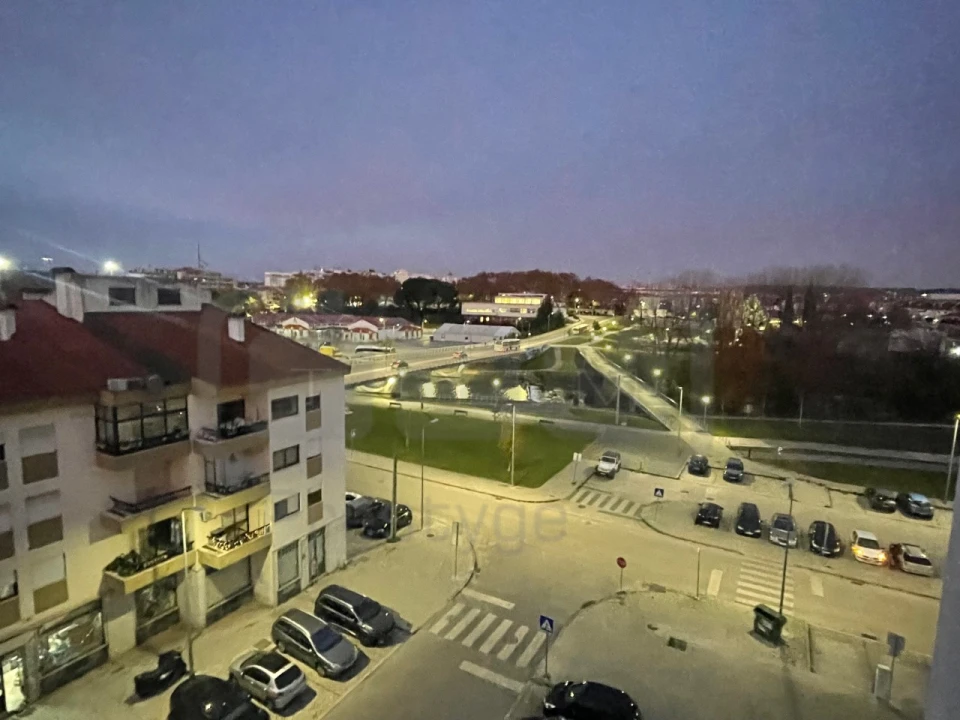 Apartamento T3 para Venda em São João Baptista e Santa Maria dos Olivais Foto 16