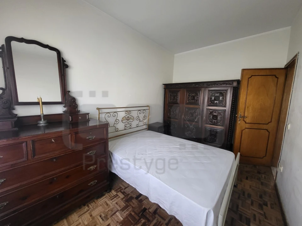 Apartamento T3 para Venda em São João Baptista e Santa Maria dos Olivais Foto 5
