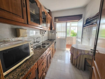 Apartamento T3 para Venda em São João Baptista e Santa Maria dos Olivais