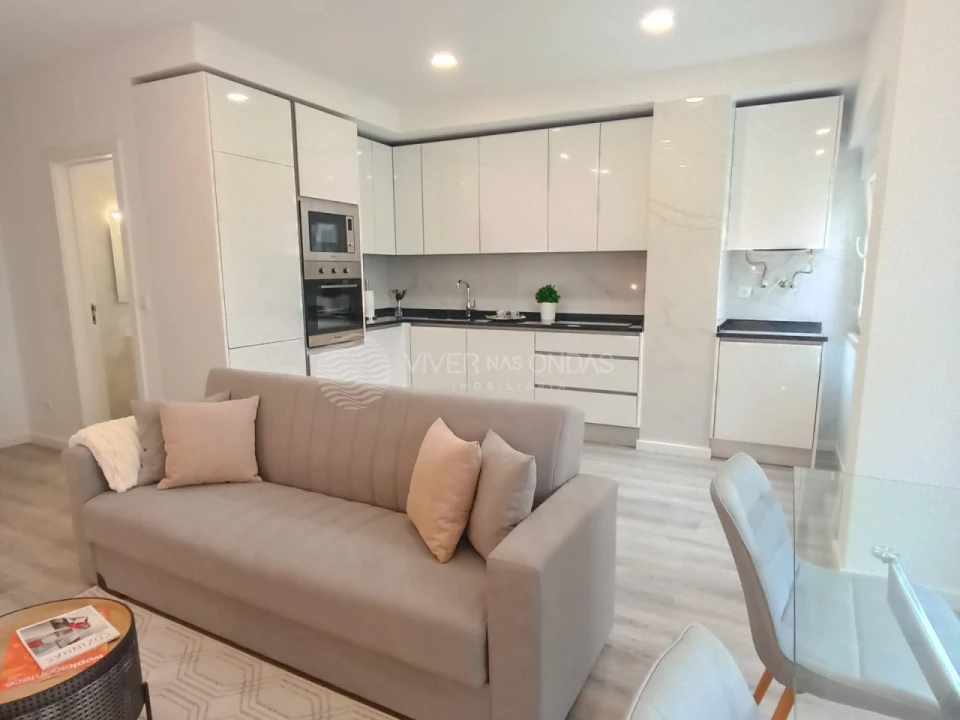 Apartamento T3 para Venda em Benfica Foto 1