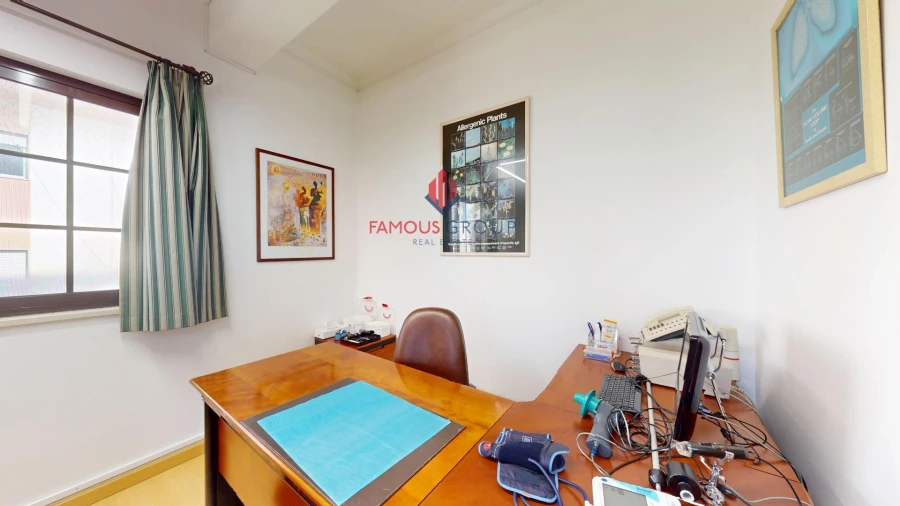 Escritório para Arrendamento em Portimão Foto 40