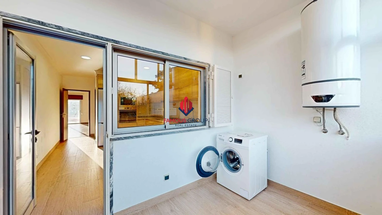 Apartamento T3 para Venda em Alvor Foto 12