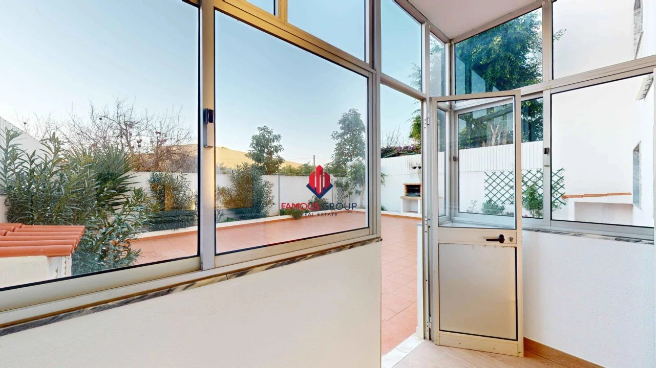 Apartamento T3 para Venda em Alvor Foto 13