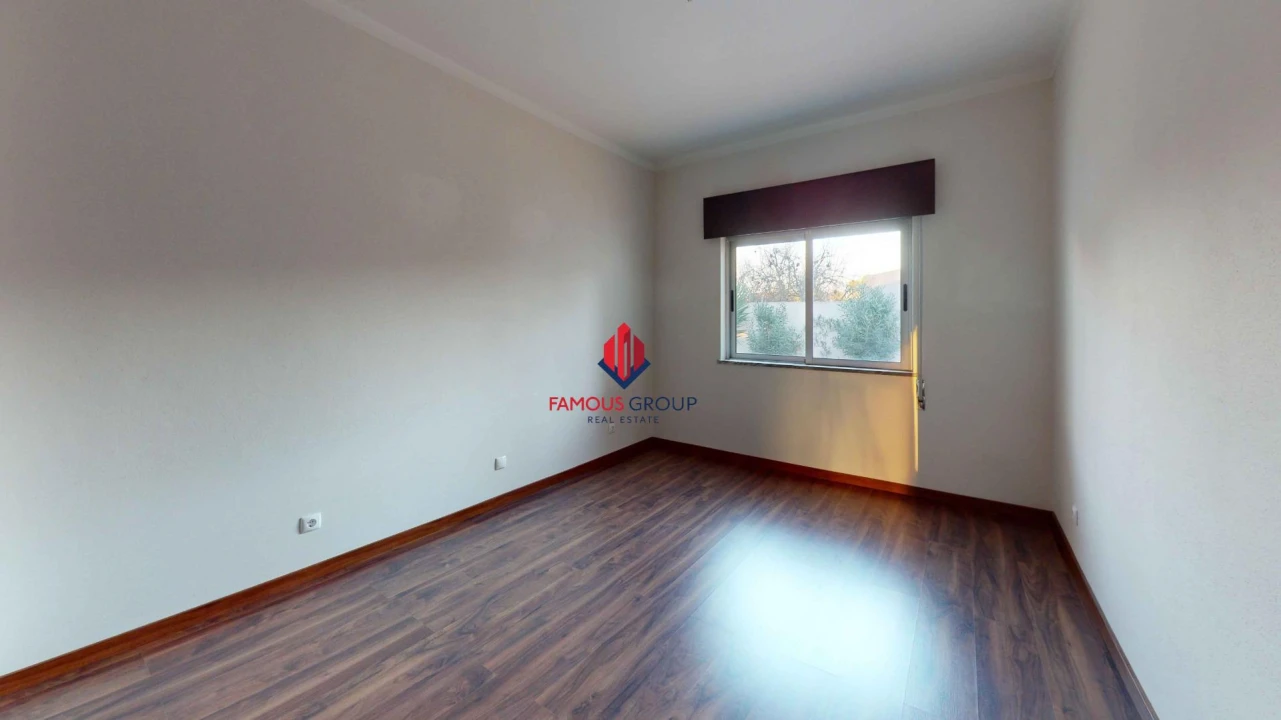 Apartamento T3 para Venda em Alvor Foto 47